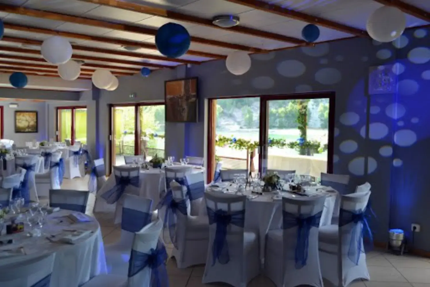 Le Lagon Bleu - Latilly (Aisne)