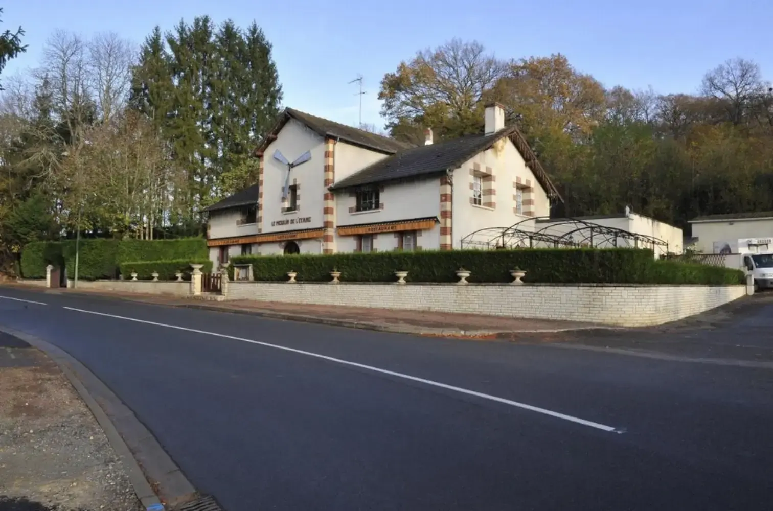 Moulin de l'Etang - Sauvigny-les-Bois (Nièvre)
