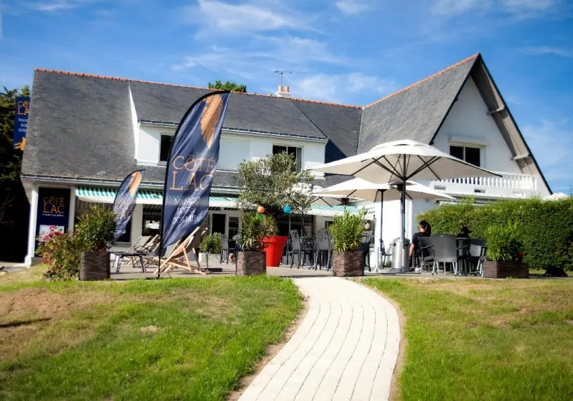 Hôtel Restaurant Logis Côté Lac - Savenay (Loire-Atlantique)