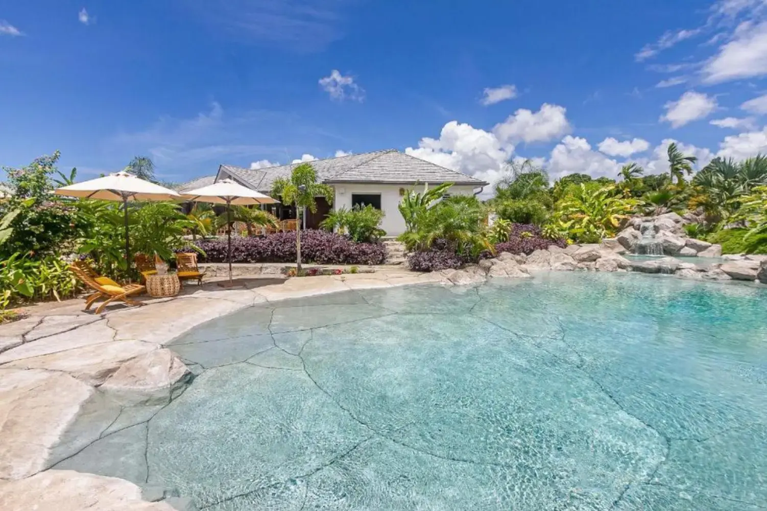 Habitation Saint-Charles - Petit-Bourg (Guadeloupe)