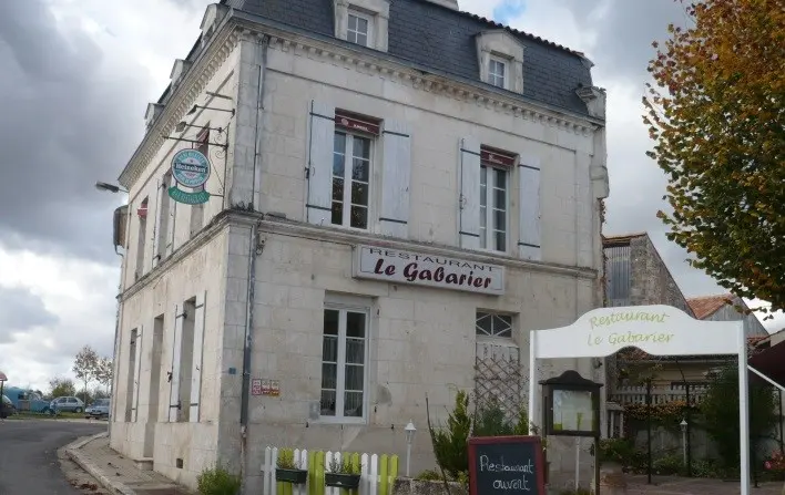 Le Gabarier - Port d'Envaux (Charente-Maritime)