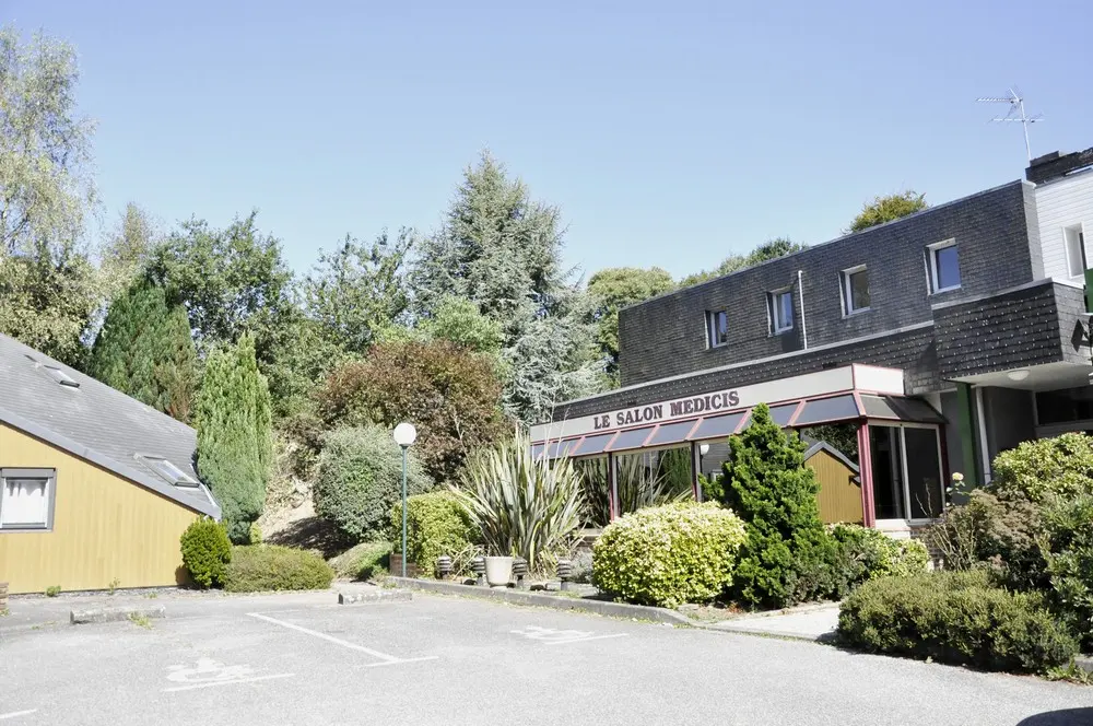 Hôtel Henri 4 - Rostrenen (Côtes-d'Armor)