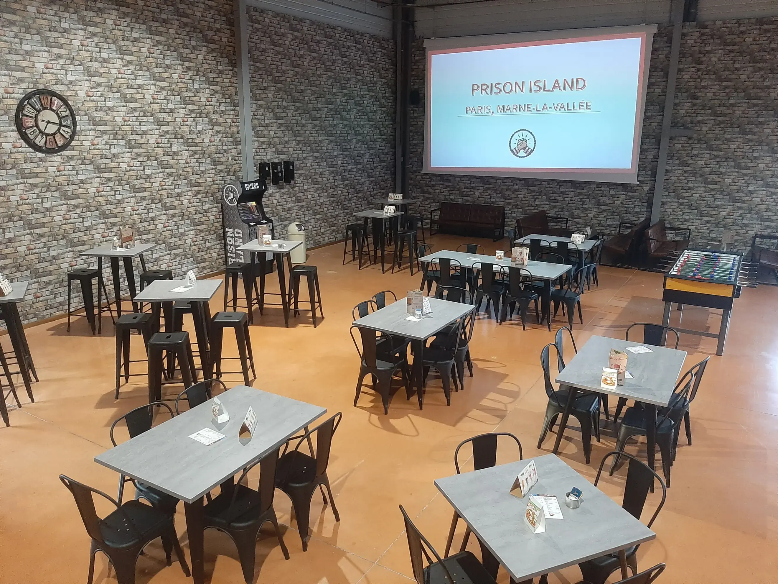 Prison Island 77 - Emerainville (Seine-et-Marne)