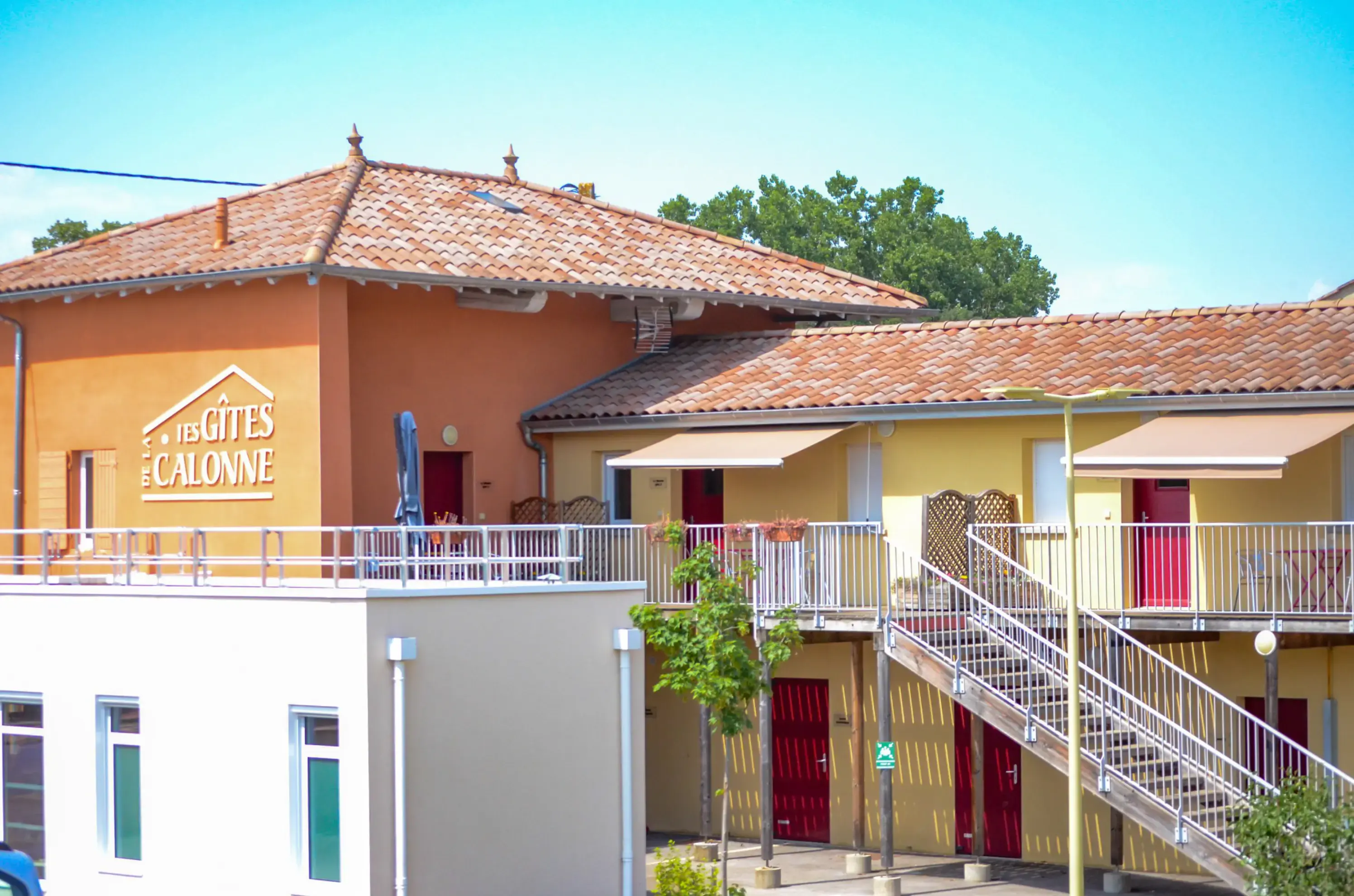 Les Gîtes de la Calonne - Guéreins (Ain)