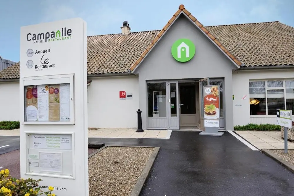 Campanile Lyon Est Aéroport Saint Exupery - Saint-Laurent-de-Mure (Rhône)