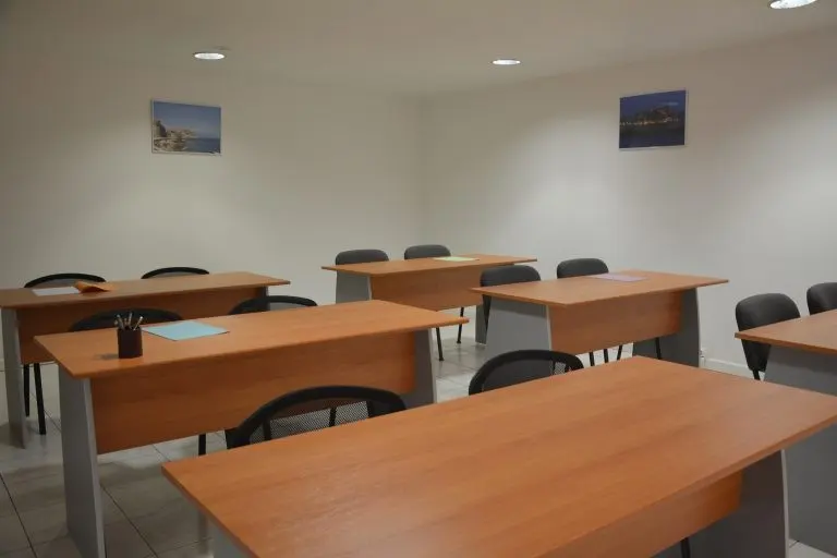 SelfBuro - Antibes-Juan-Les-Pins (null)