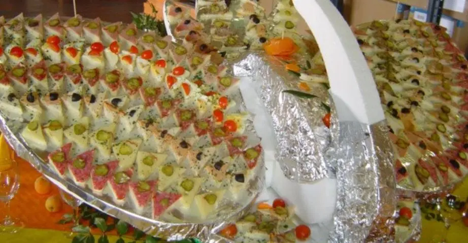 Renout Traiteur - LA POMMERAYE (null)