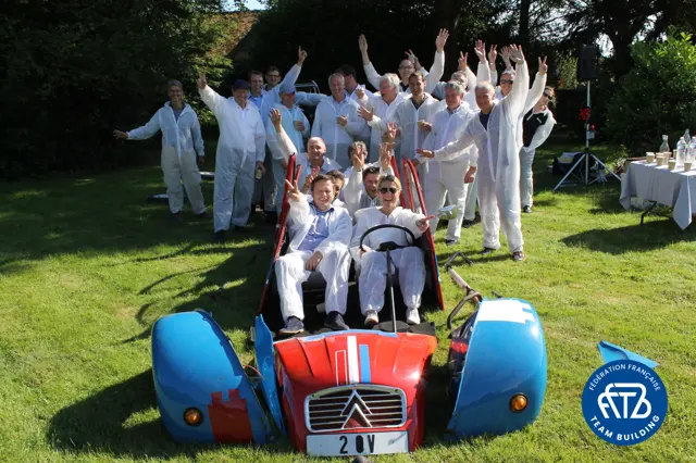 Mécano 2CV - MONTREUIL (93)