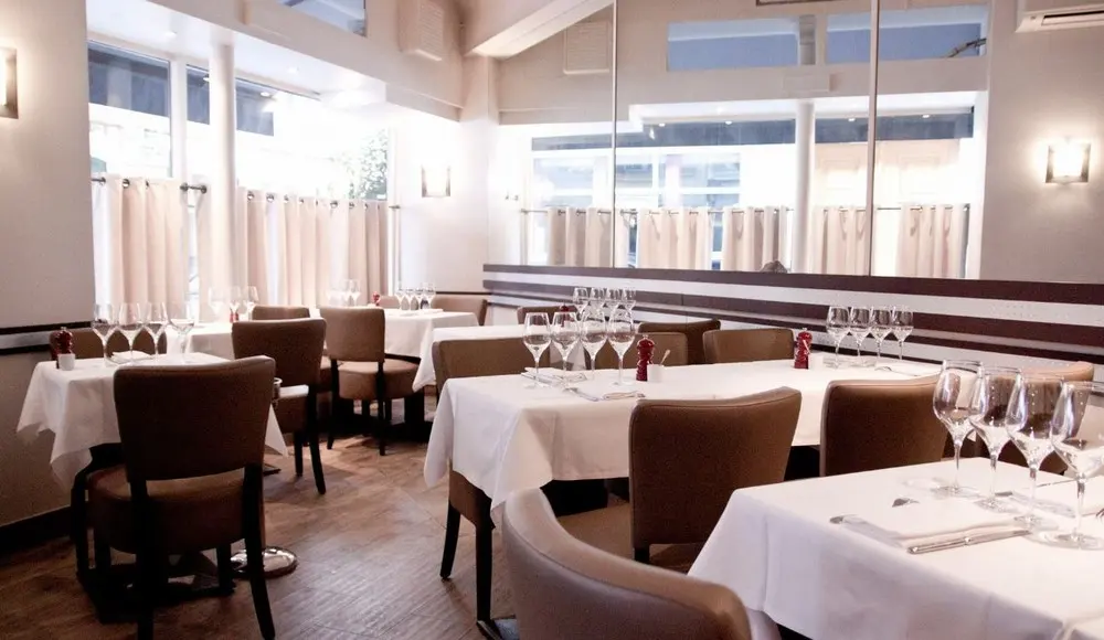 Au 41 Penthièvre - PARIS (Paris)