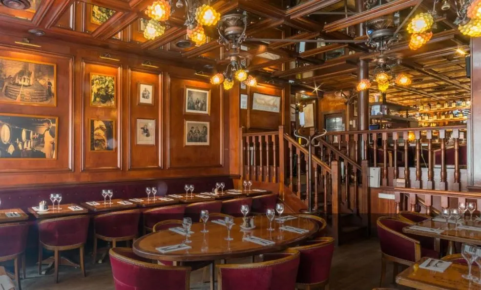 Entracte Opéra - PARIS (Paris)