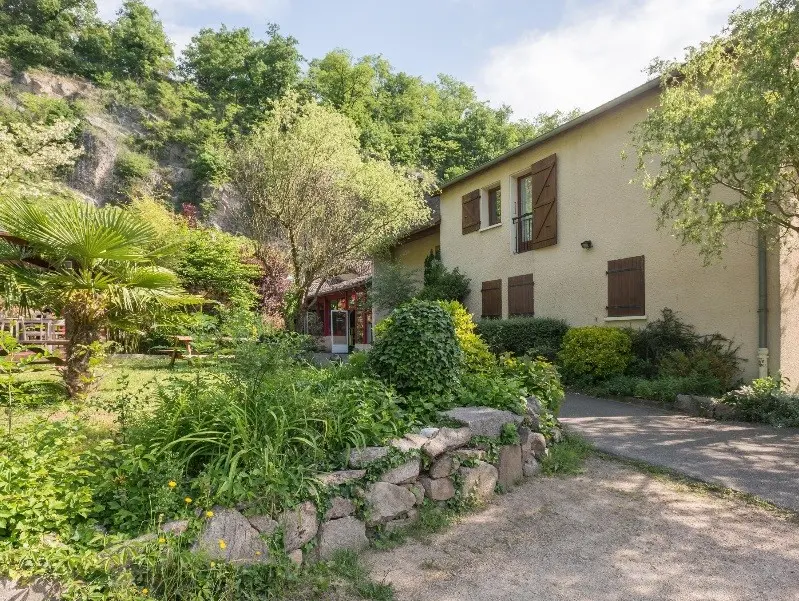 Hotellerie de La Cascade - Saint-Genis-les-Ollieres (Rhône)