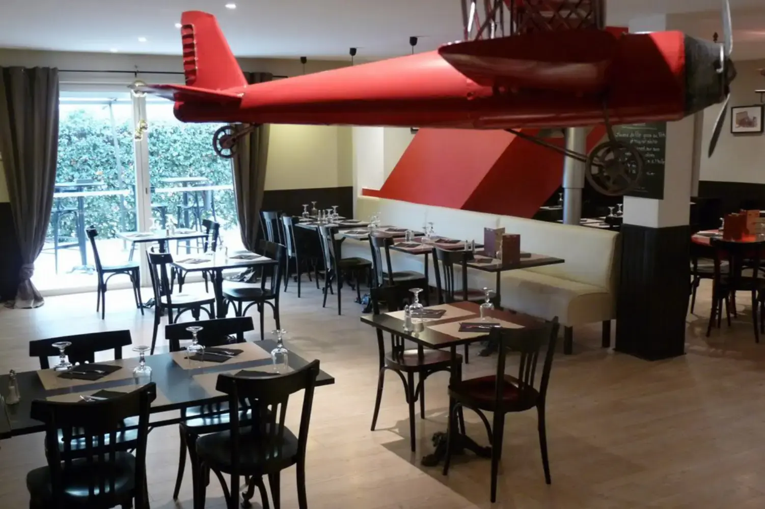 Restaurant les Aviateurs - COLOMIERS (Haute-Garonne)