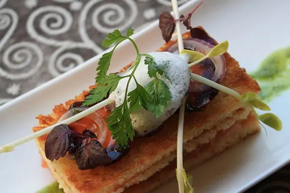 Fenêtre sur Cour - CASSEL (Nord)