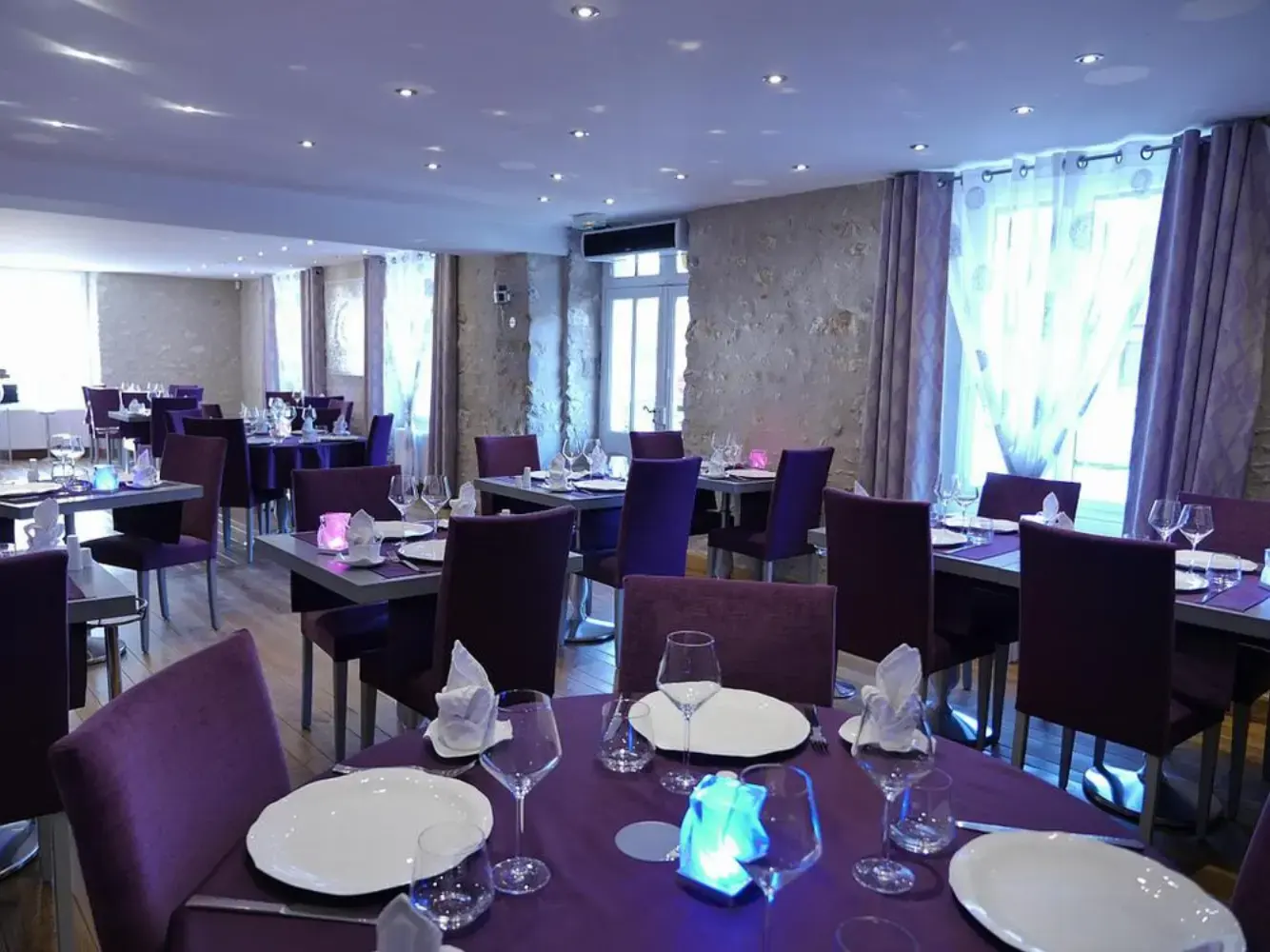 Restaurant La Croix Blanche - DONNEMARIE-DONTILLY (Seine-et-Marne)