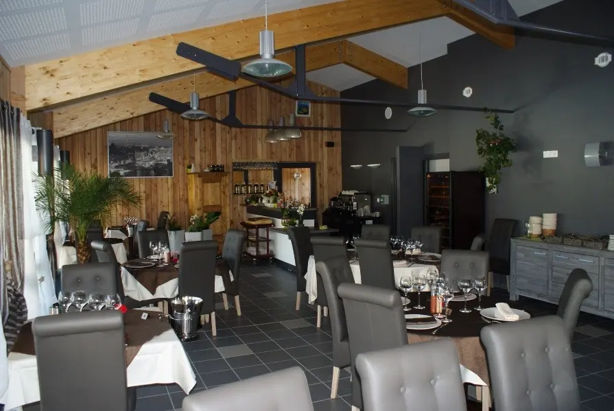 L'O à la Bouche Les Collanges - LES NONIERES (null)