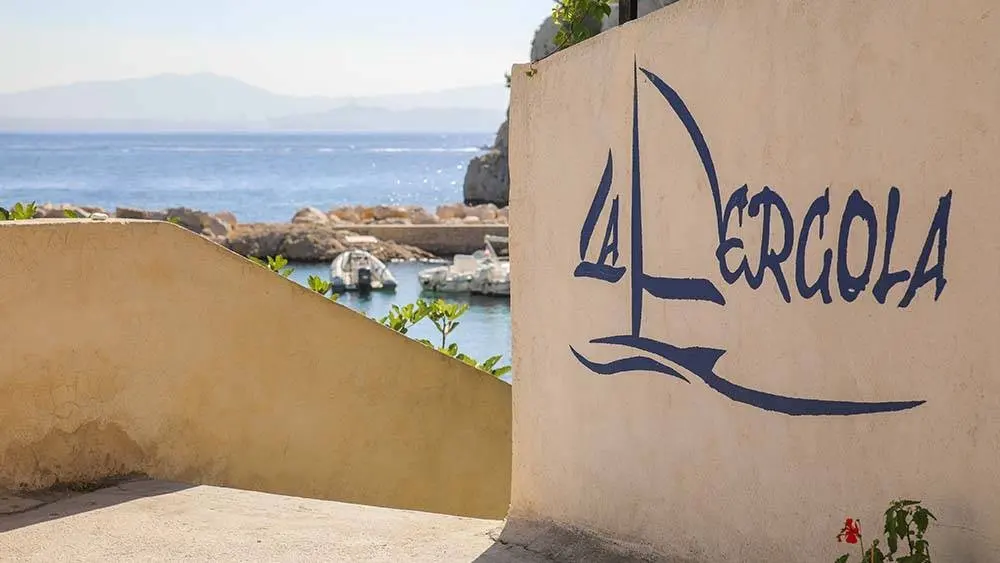 La Pergola - LE ROVE (Bouches-du-Rhône)