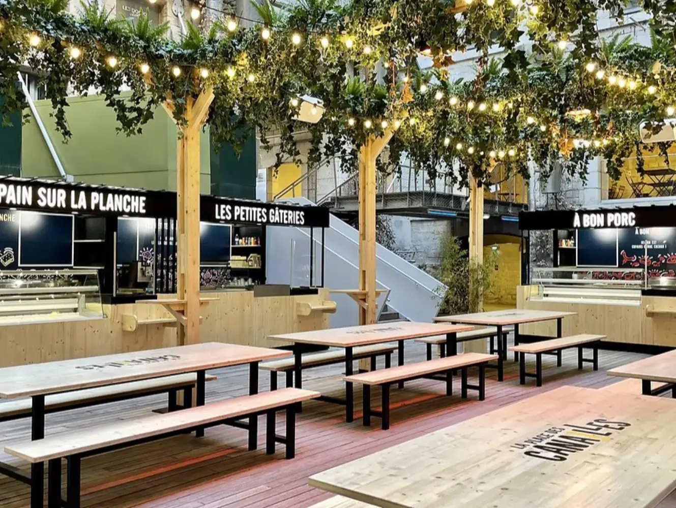 La place des canailles - MARSEILLE (Bouches-du-Rhône)