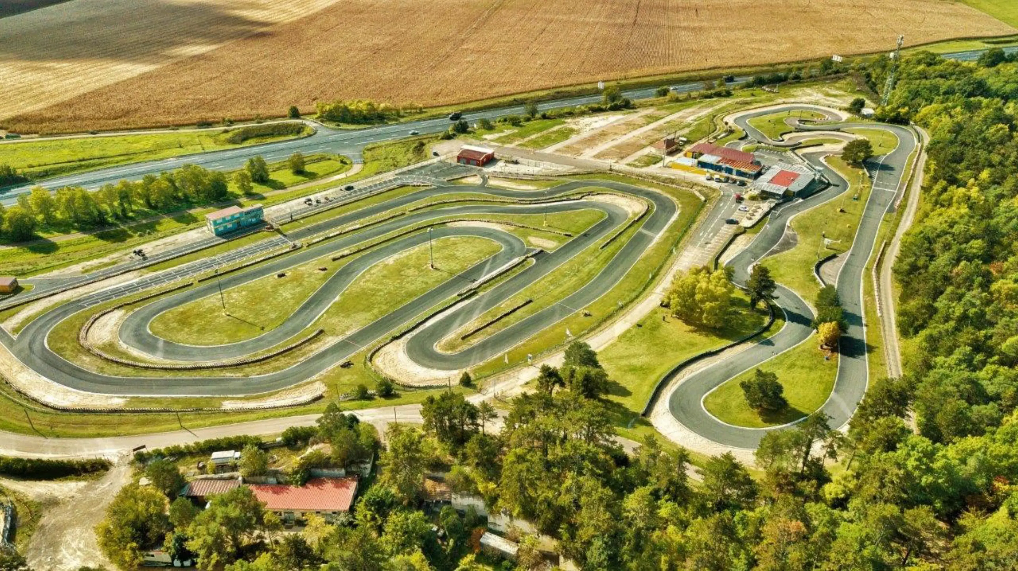 Sens Espaces Karting - SOUCY (Yonne)