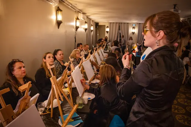 Team building Fresque Collaborative à Paris  🎨🤝 - PARIS (75)