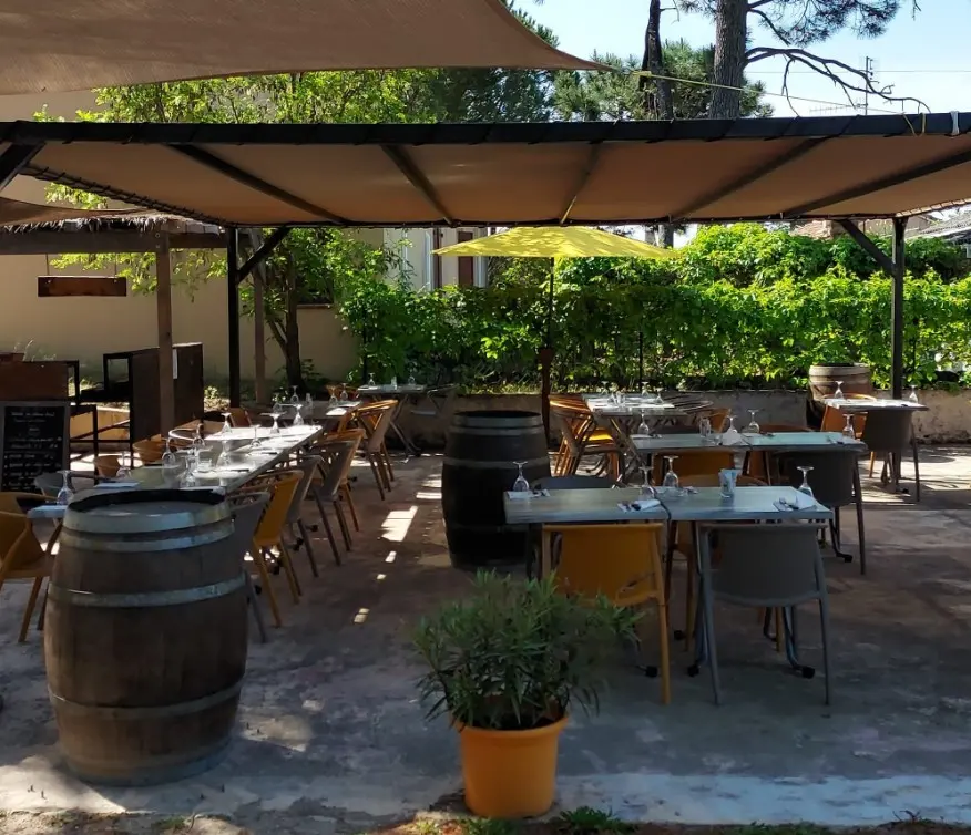 Restaurant les Pins - BOLLENE (Vaucluse)