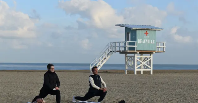 Yoga & Relaxation - SAINT-ARNOULT (14)