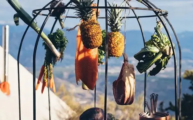 Festin - ROCHETAILLÉE-SUR-SAÔNE (Rhône)