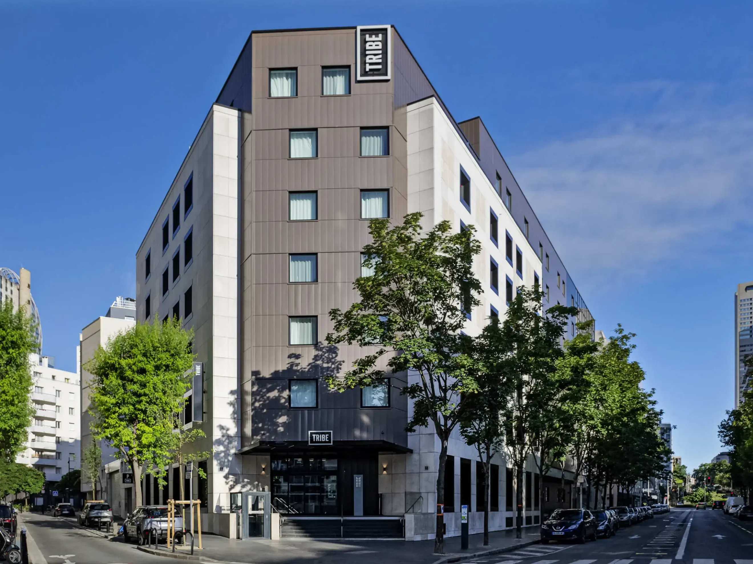 Tribe Paris La Défense Esplanade - COURBEVOIE (Hauts-de-Seine)