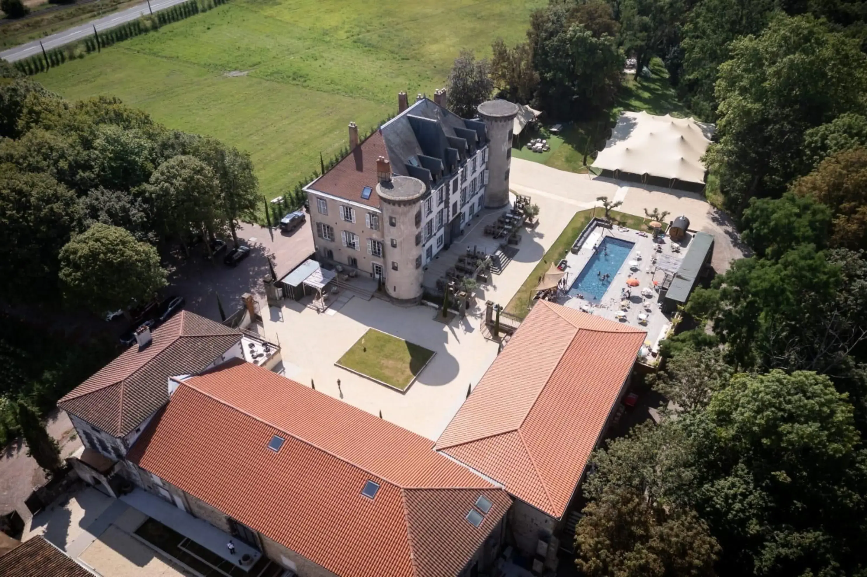 Château de Chignat - VERTAIZON (Puy-de-Dôme)