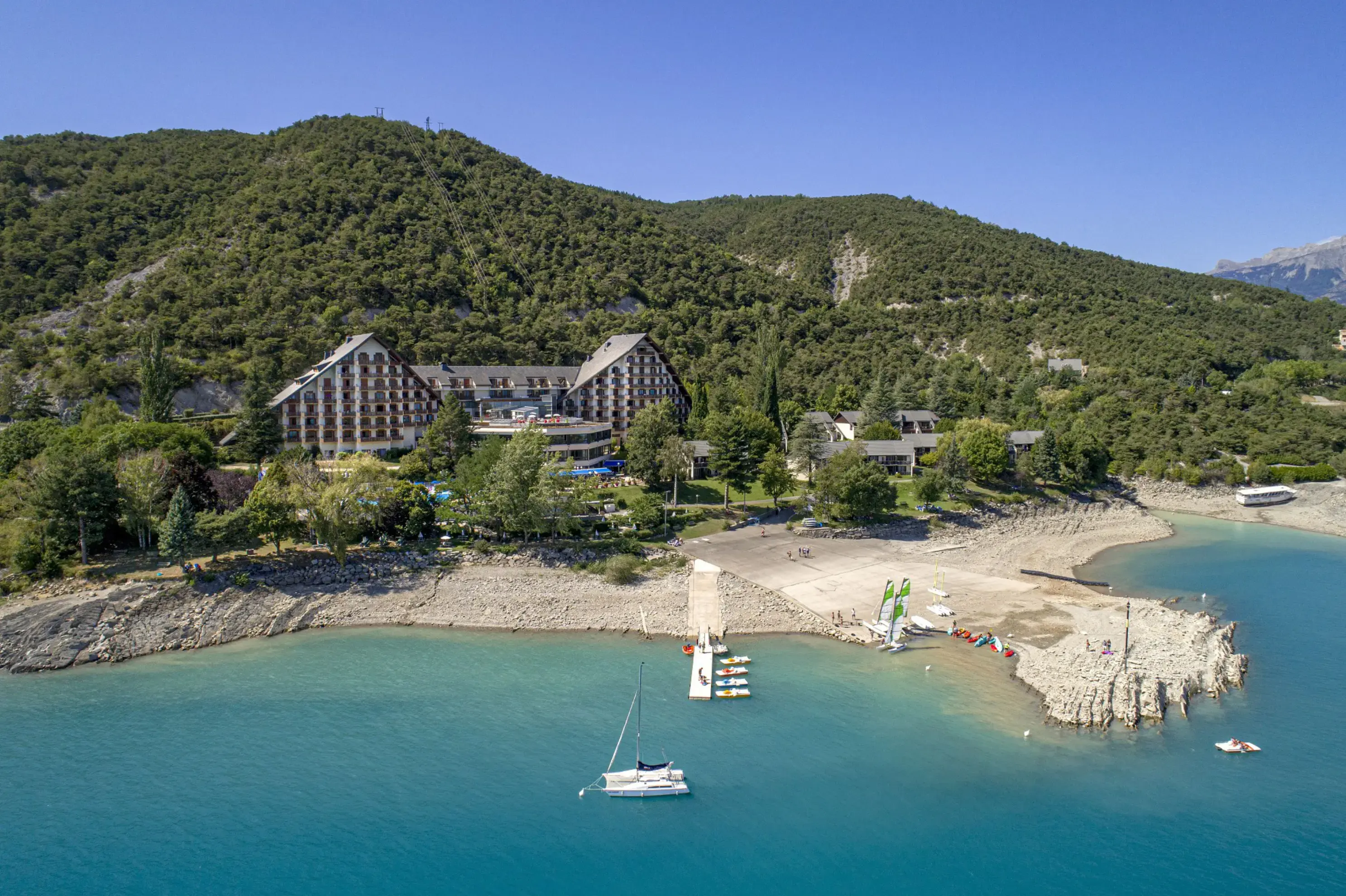 Village Club Les Hyvans - CHORGES (Hautes-Alpes)