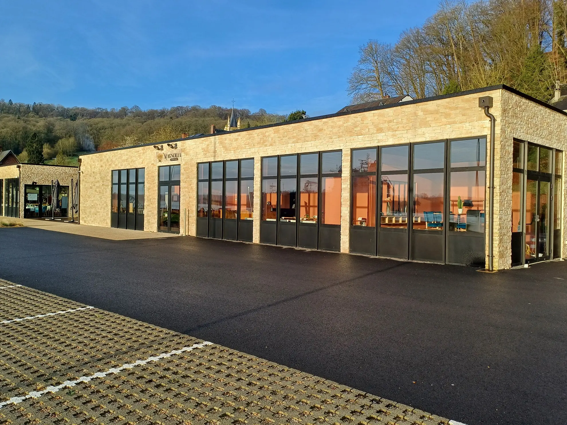 Magnolia, lieu de convivialité - RIVES-EN-SEINE (Seine-Maritime)