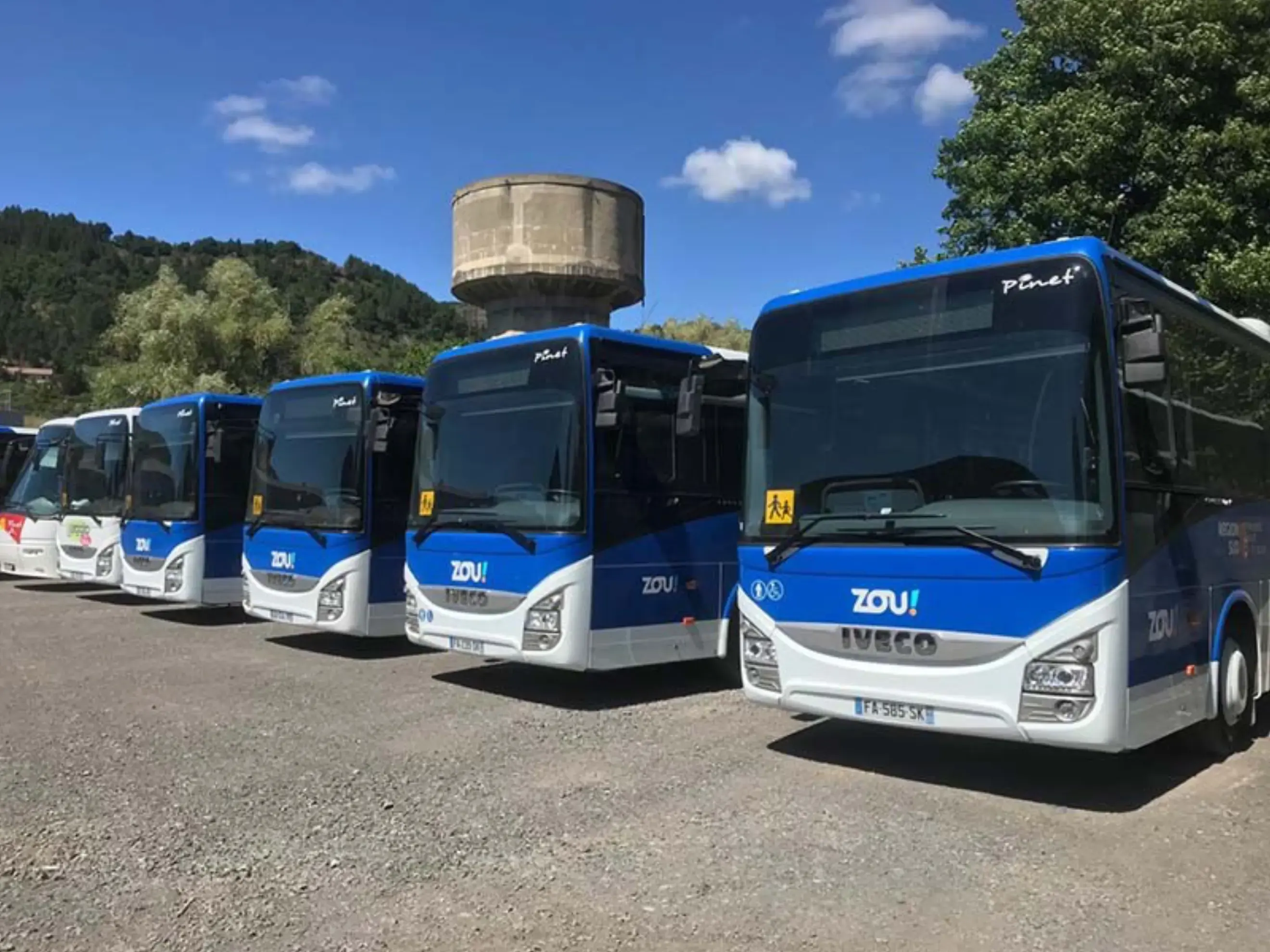 Autocars Pinet - VEYNES (Hautes-Alpes)