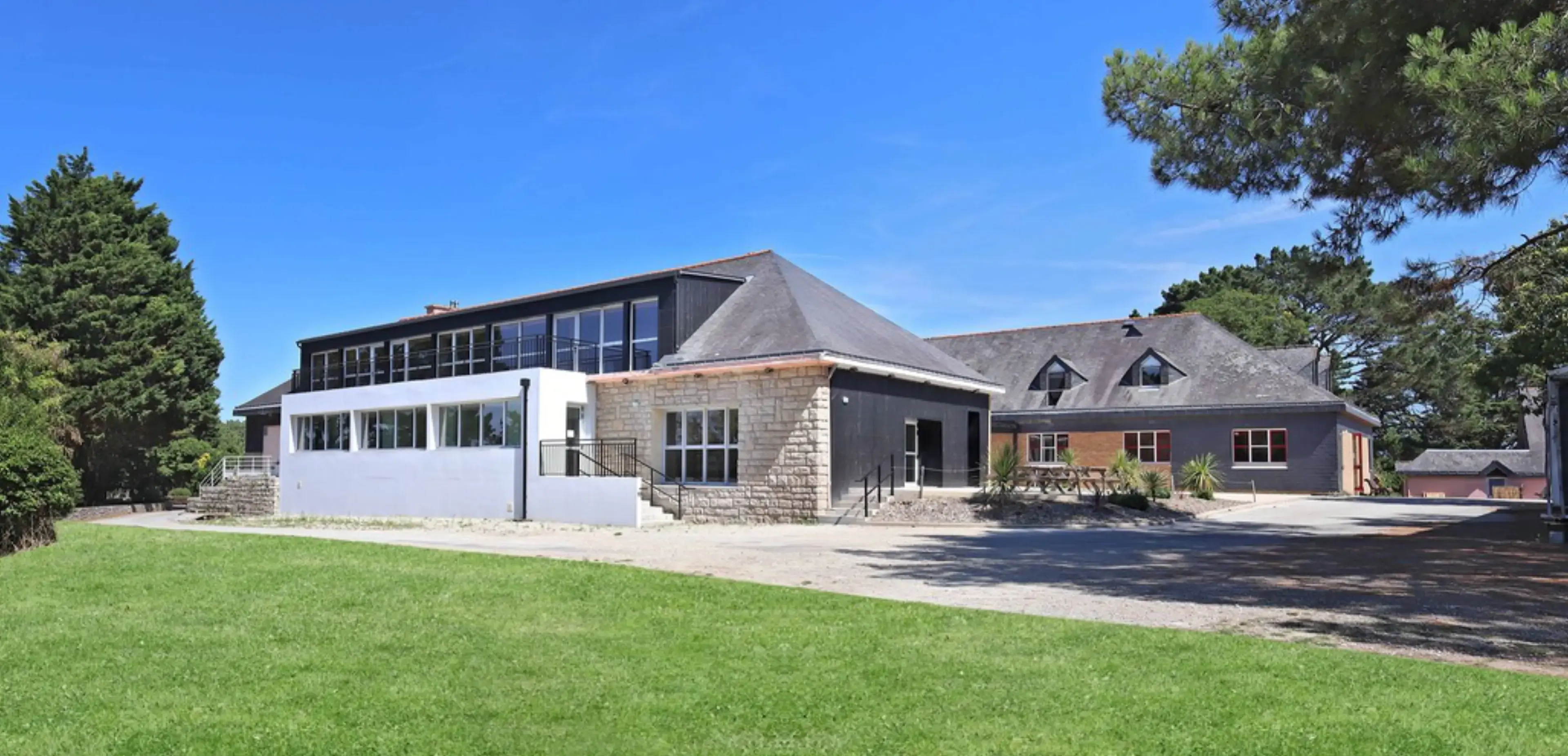 Les Pierres Bleues - ERDEVEN (Morbihan)