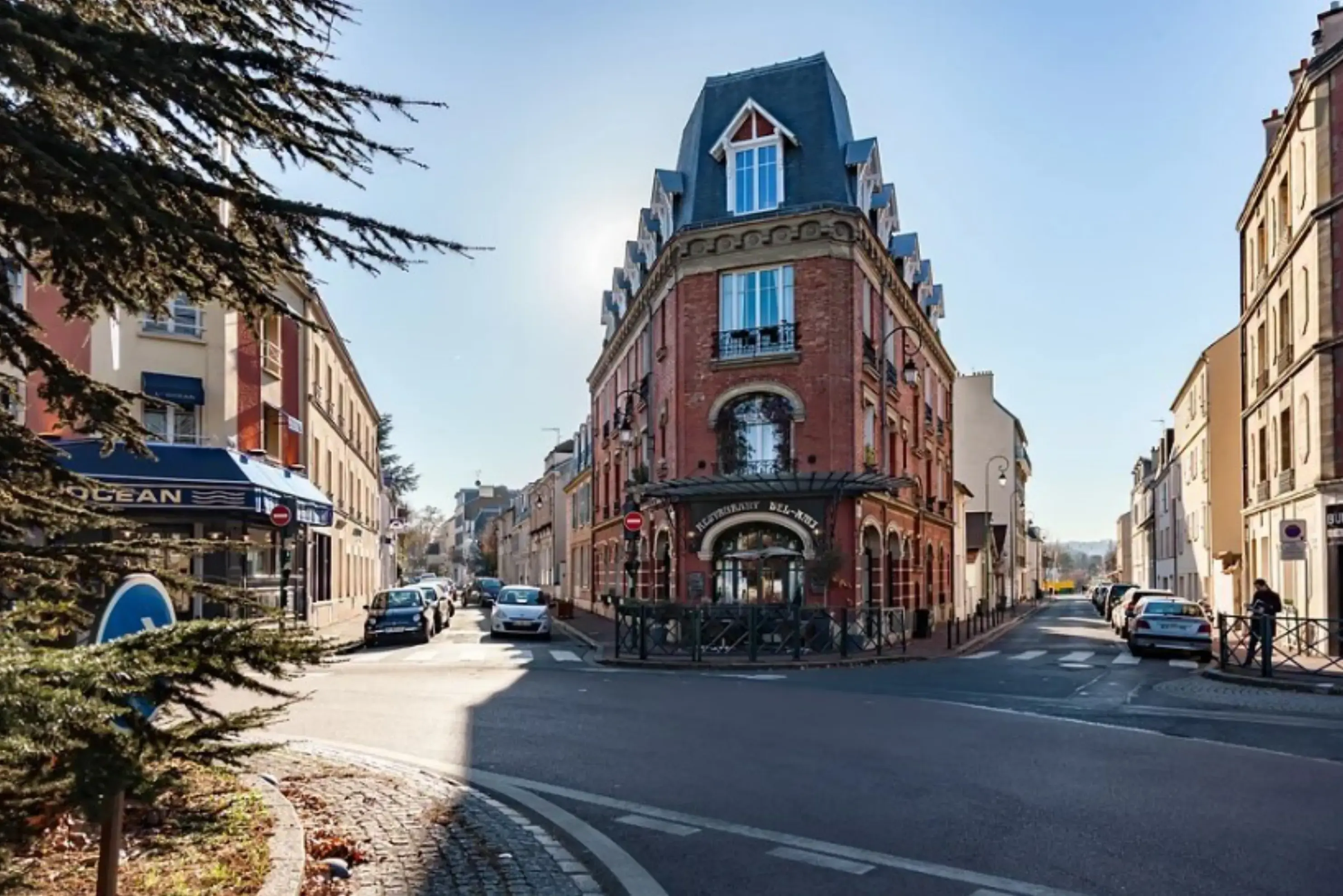 Le Bel Ami - LE VÉSINET (Yvelines)