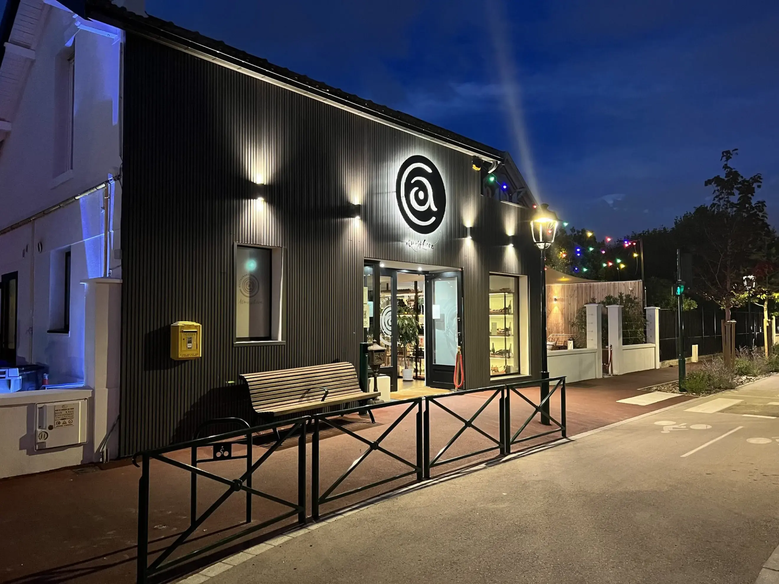 À Côté L'Atmosphère - CROISSY-SUR-SEINE (Yvelines)