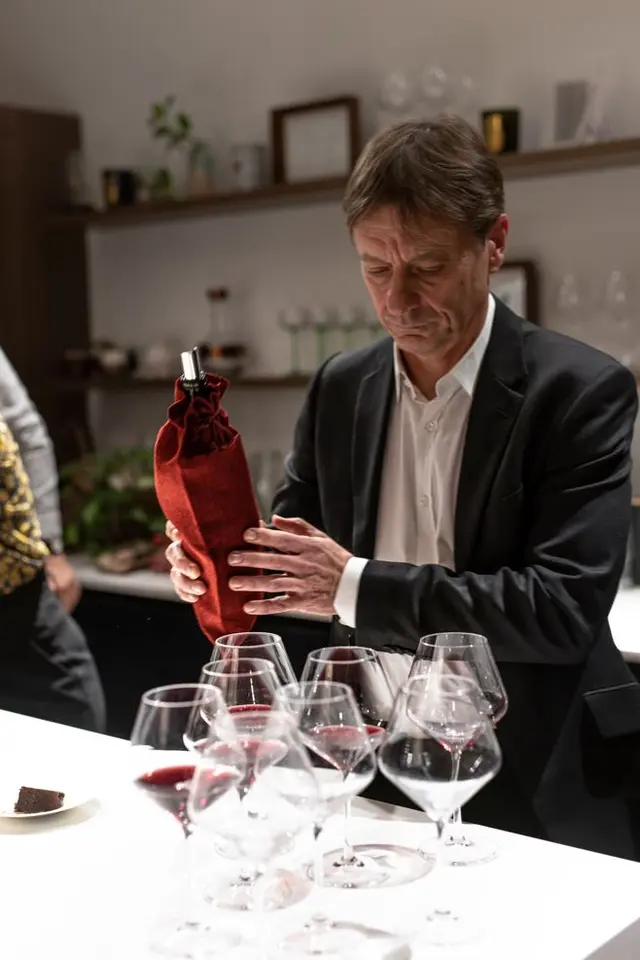 Dégustation de vins FLORAISON - SAINT-PIERRE-DU-PERRAY (91)