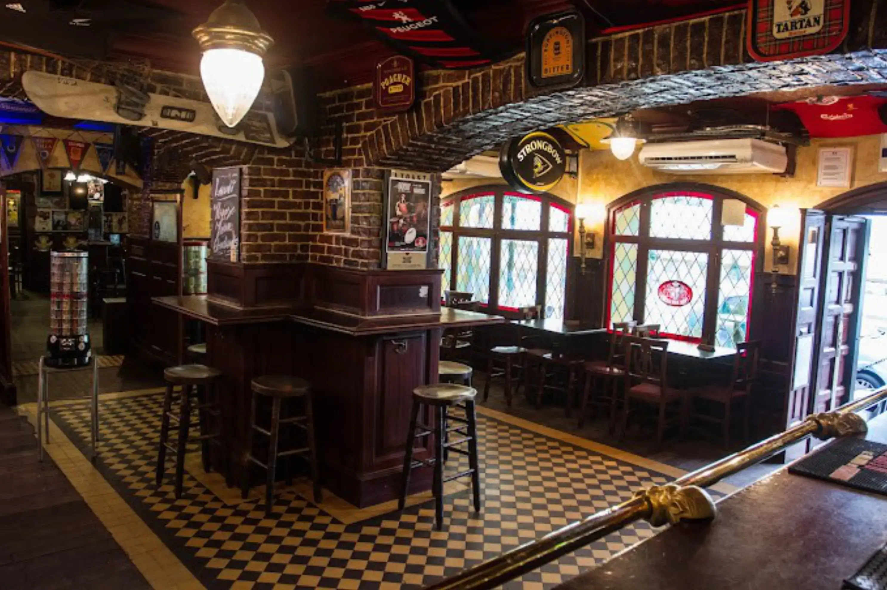 The Red Lion - MARSEILLE (Bouches-du-Rhône)