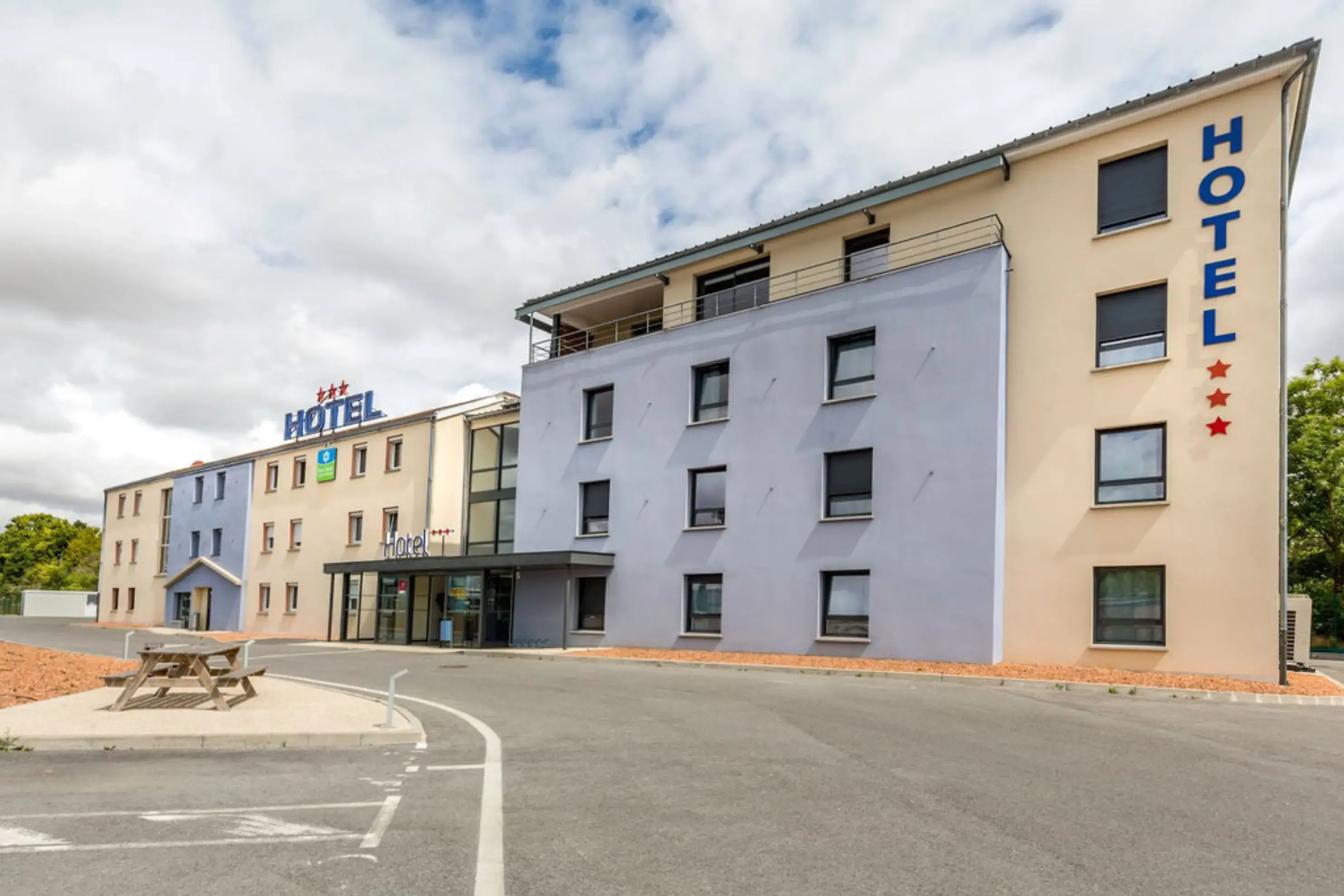 Sure Hotel by Best Western Reims Nord - SAINT-BRICE-COURCELLES (Marne)