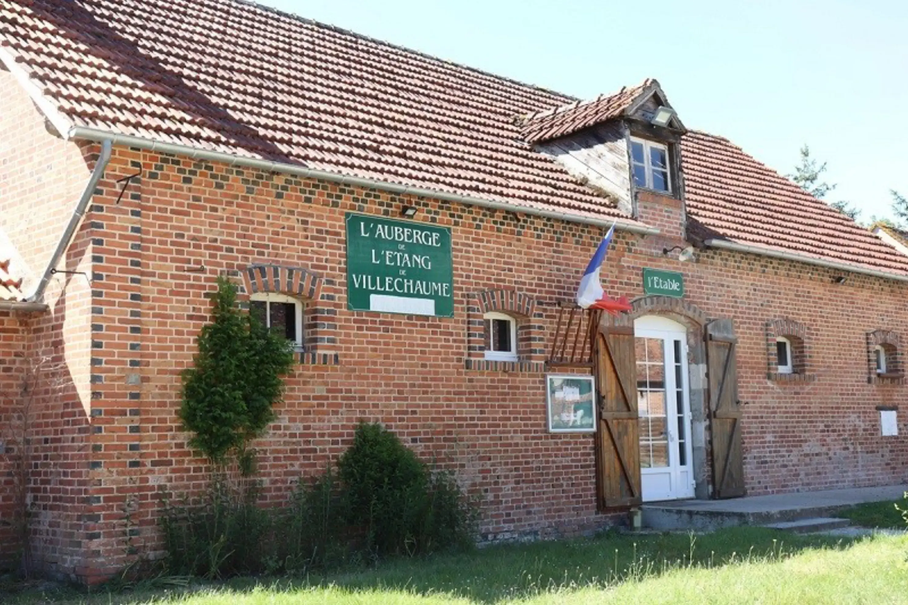 Auberge de Villechaume - SENNELY (Loiret)