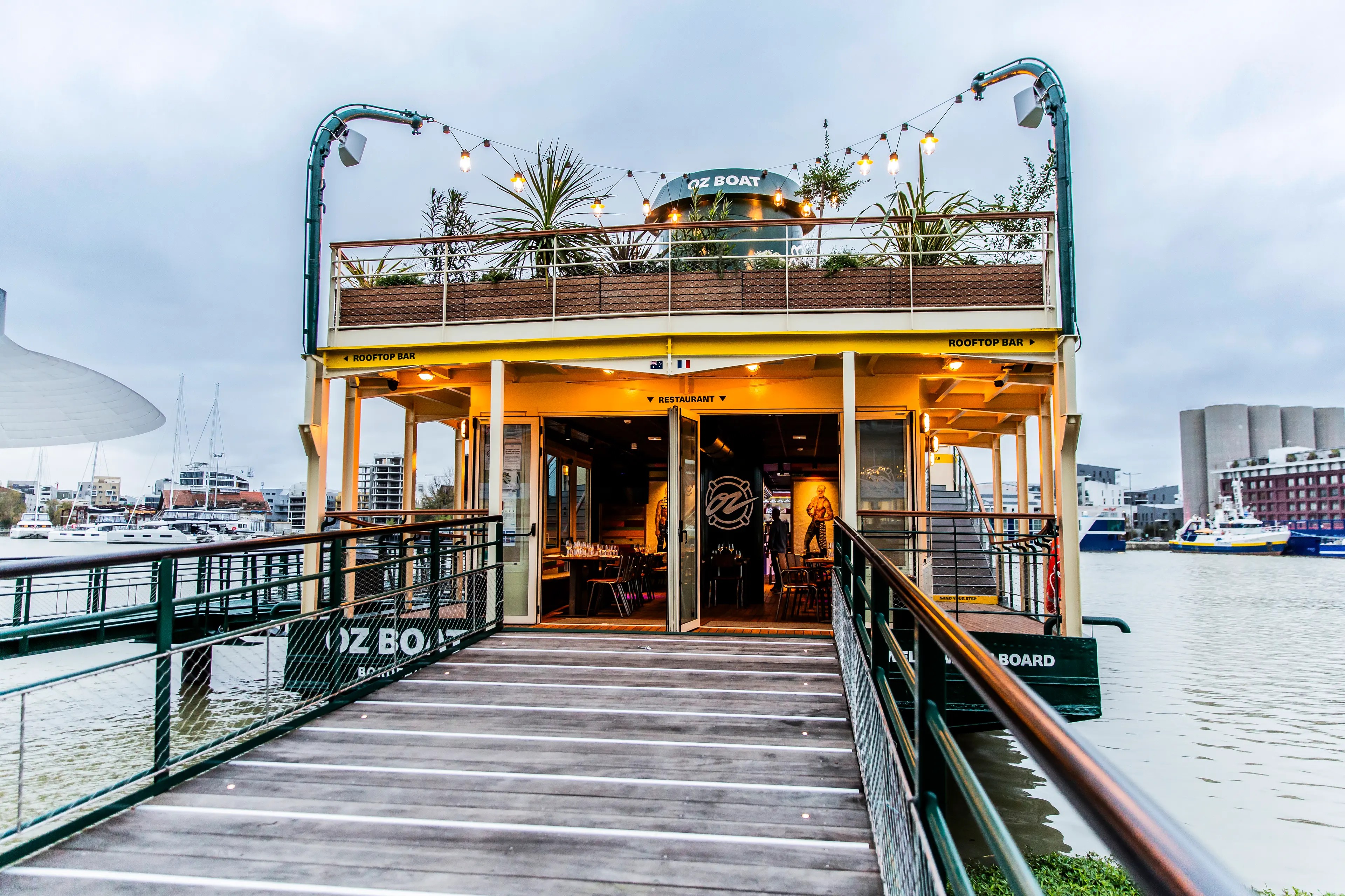 OZ Boat - BORDEAUX (Gironde)