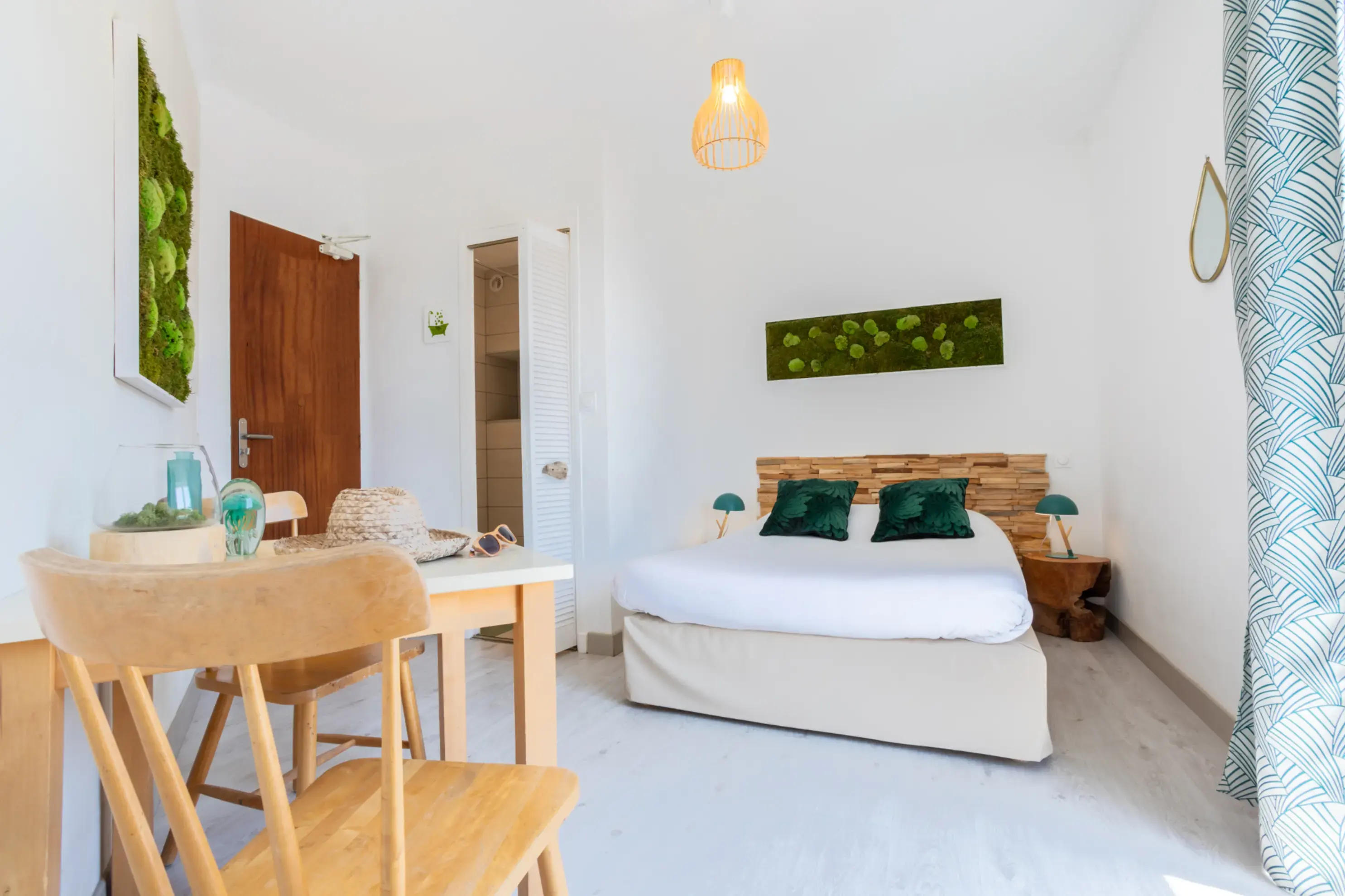 Hôtel Almanarre Plage - HYÈRES (Var)