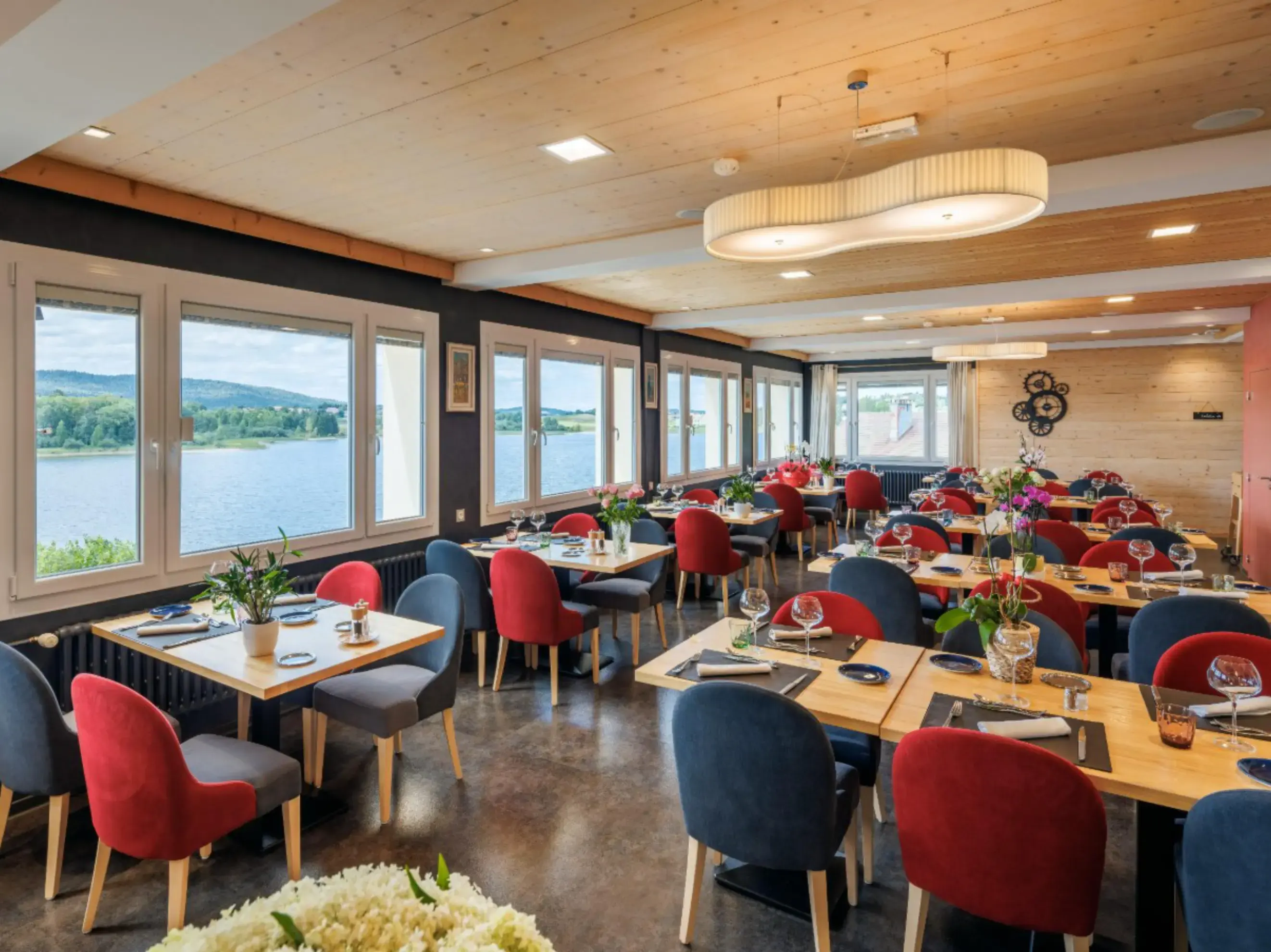 Hôtel Restaurant de l'Abbaye - GRANDE-RIVIÈRE CHÂTEAU (Jura)