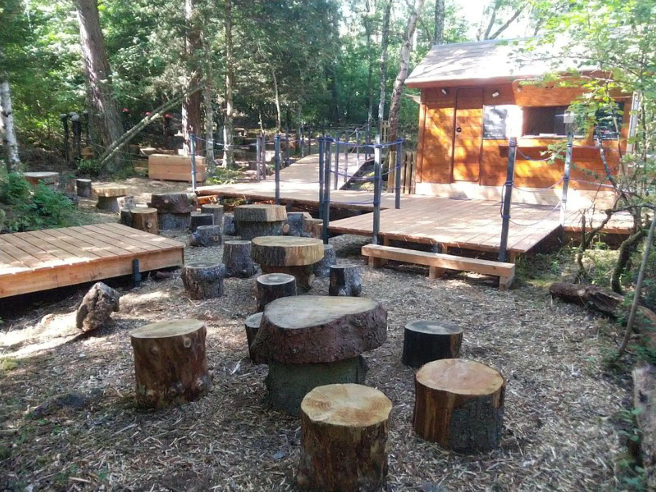 La Forêt des Arboris - AYDAT (Puy-de-Dôme)
