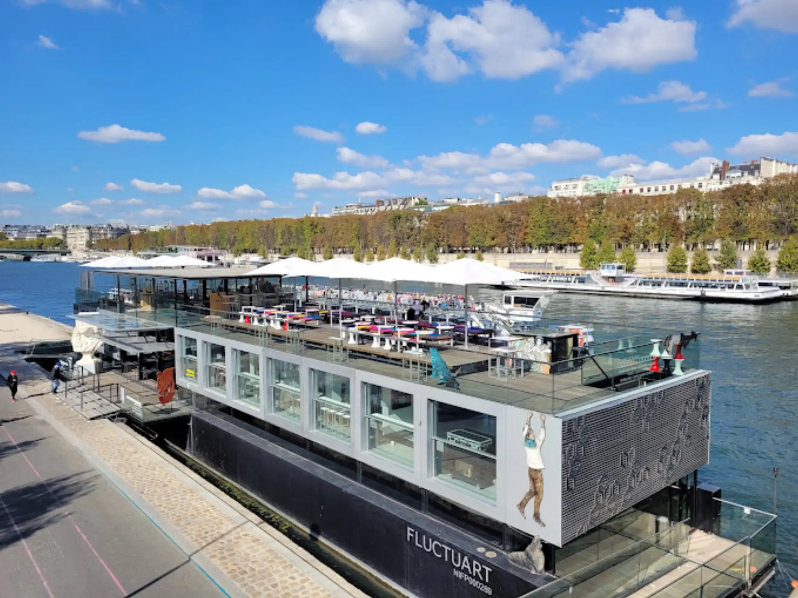 Fluctuart - Centre d'Art urbain flottant - Paris (Paris)