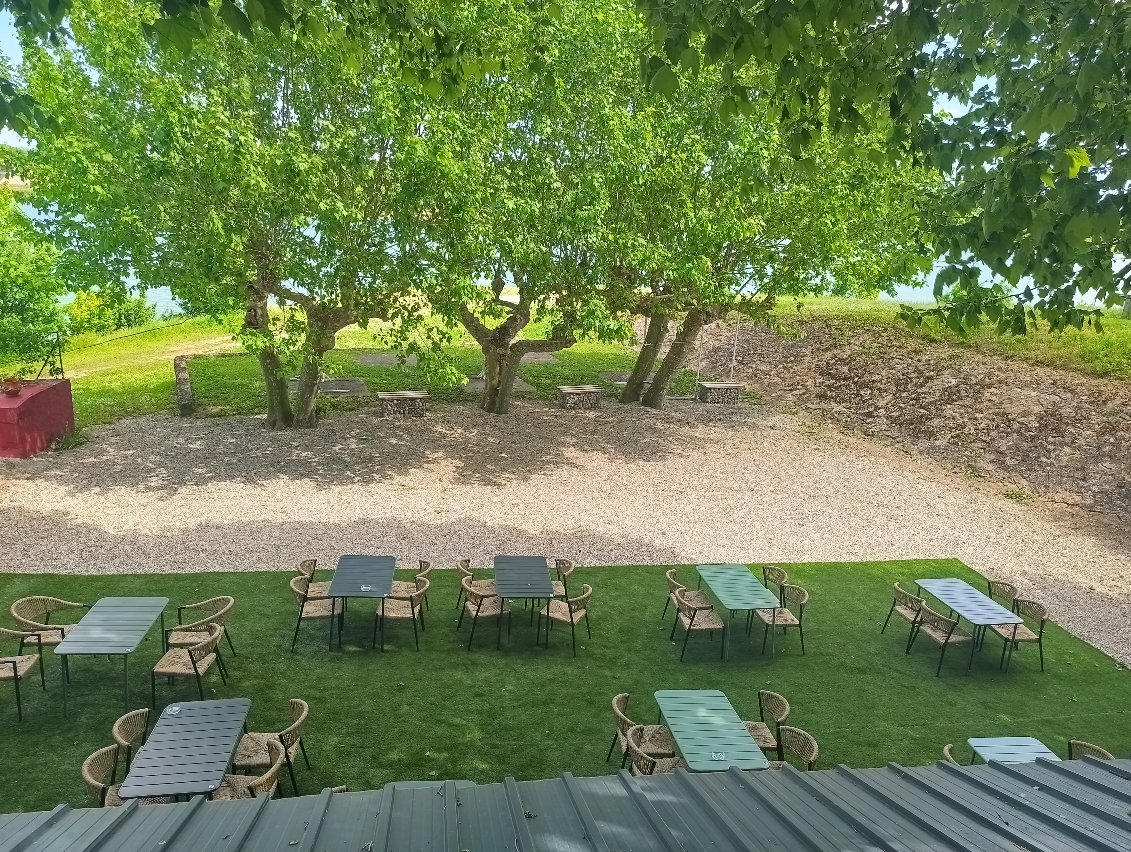 Les Platanes - CRÊCHES-SUR-SAÔNE (Saône-et-Loire)