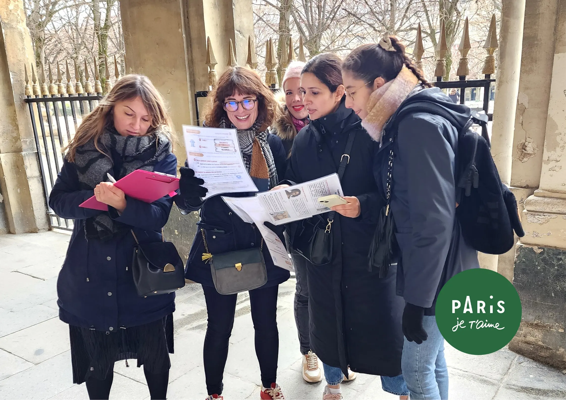 Enquête de police dans les Passages Couverts de Paris - Paris (75)