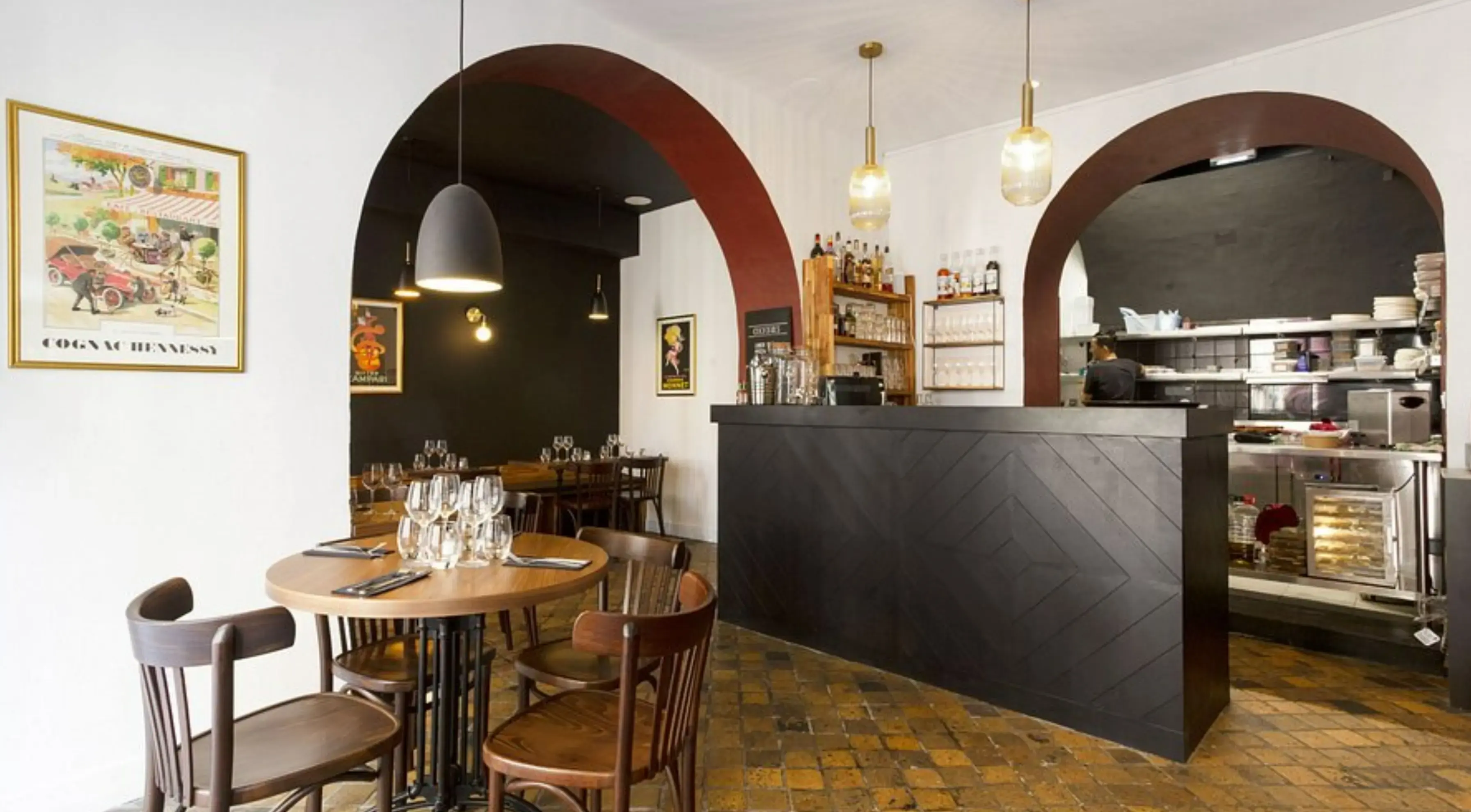 Chai N°8 - BORDEAUX (Gironde)