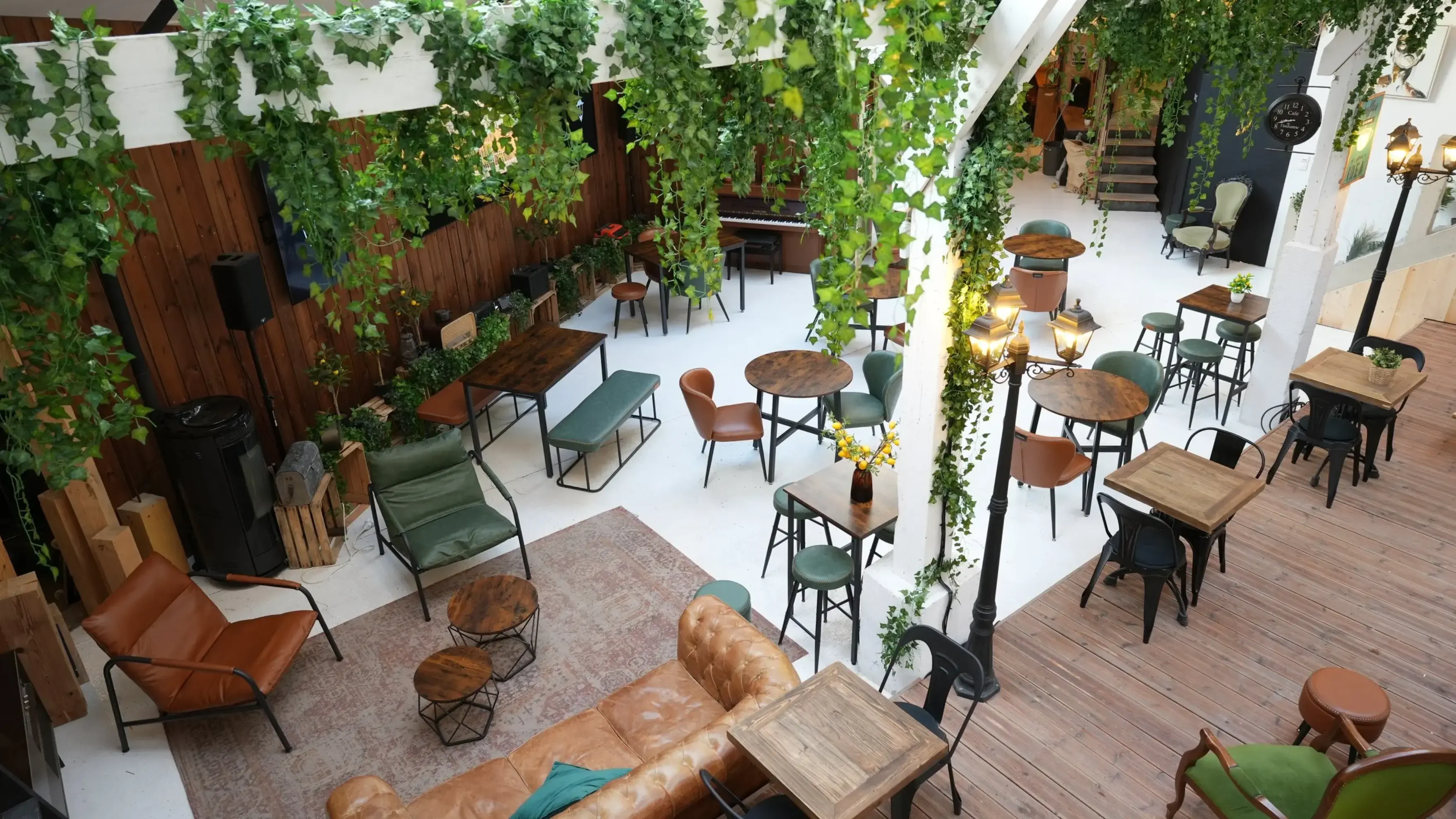 Le 2035 - AIX-EN-PROVENCE (Bouches-du-Rhône)