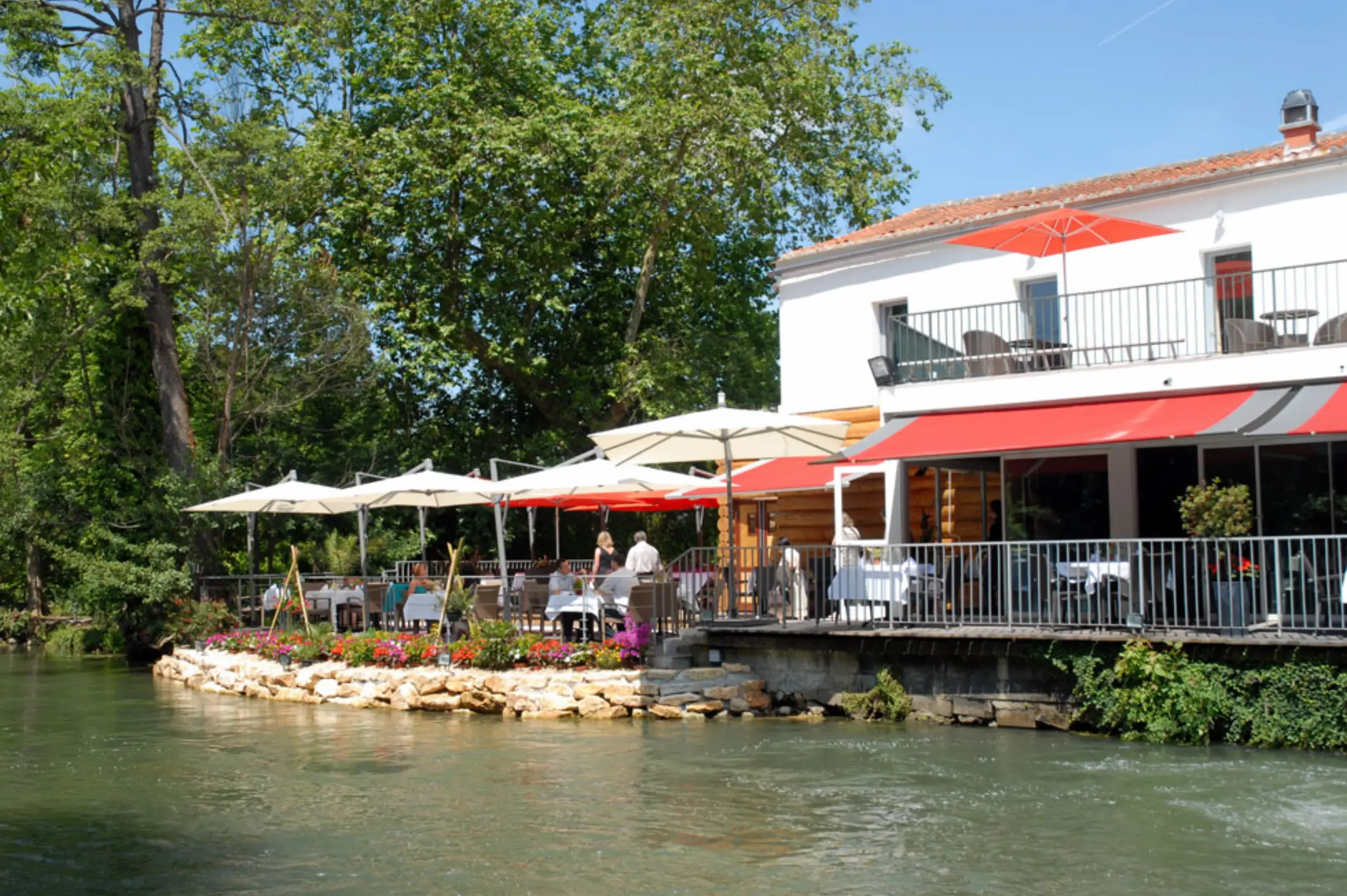 Hôtel restaurant le Moulin Neuf - Le Gond-Pontouvre (Charente)
