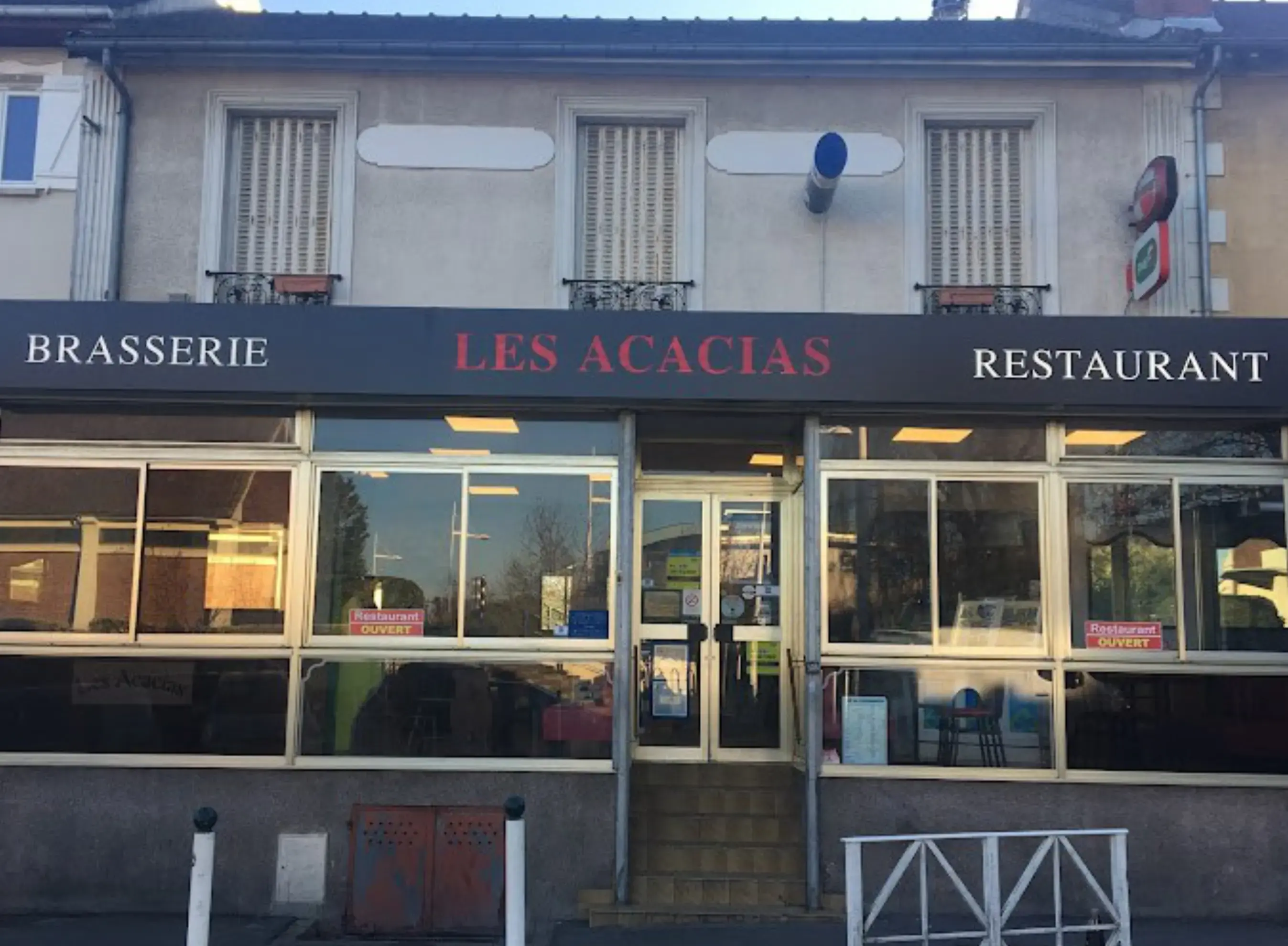 Bar Brasserie Les Acacias Restaurant - Mitry-Mory (Seine-et-Marne)