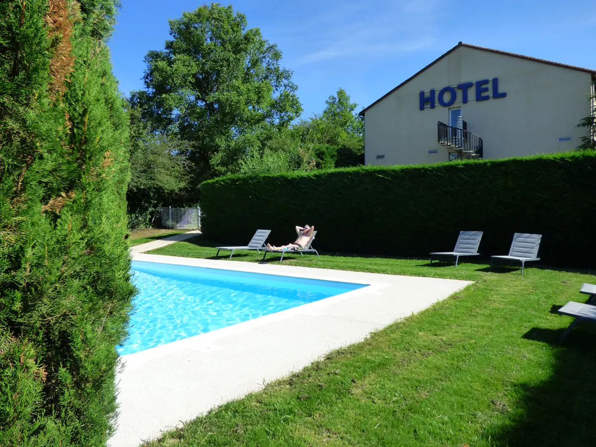 Brit Hotel Confort Villefranche-de-Rouergue - VILLEFRANCHE-DE-ROUERGUE (Aveyron)